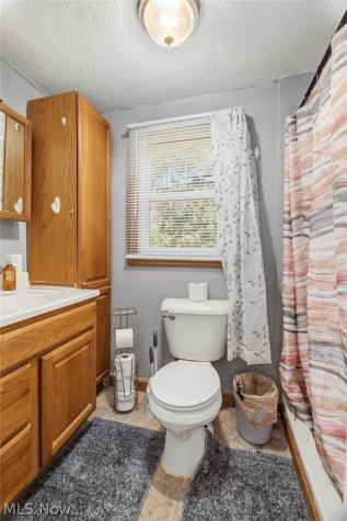 43 Madison Road Mansfield OH 44905