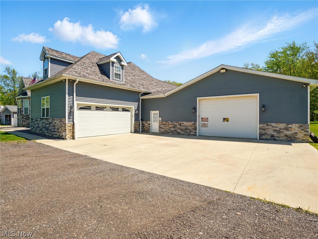 4890 N Myers Road Geneva OH 44041