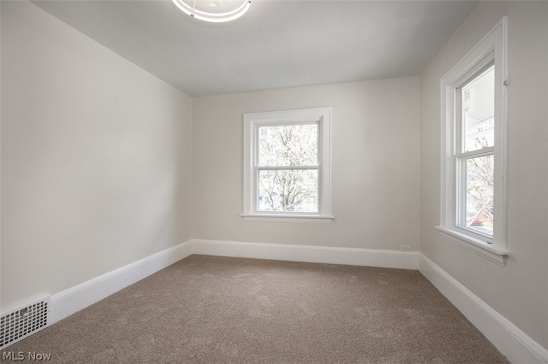 92 E Ido Avenue Akron OH 44301