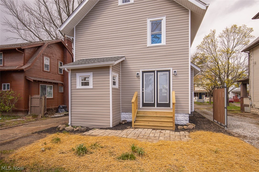 92 E Ido Avenue Akron OH 44301