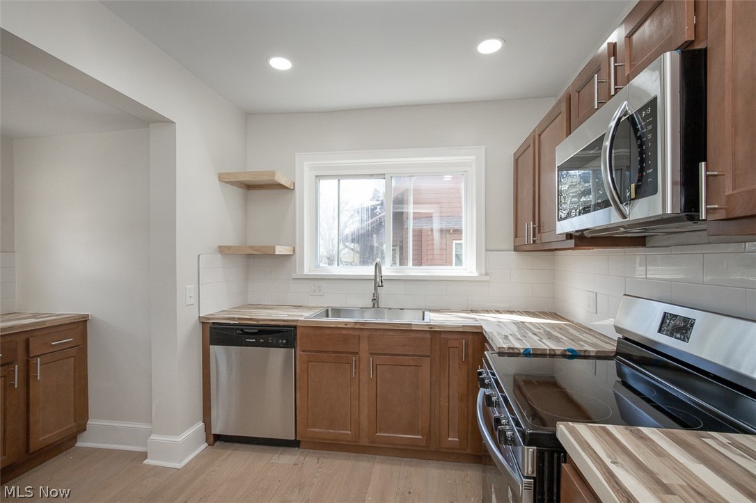 92 E Ido Avenue Akron OH 44301