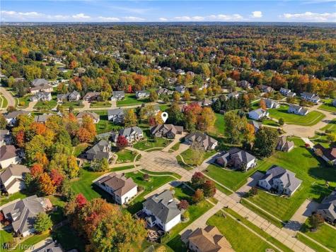 10219 N Red Oak Drive North Royalton OH 44133