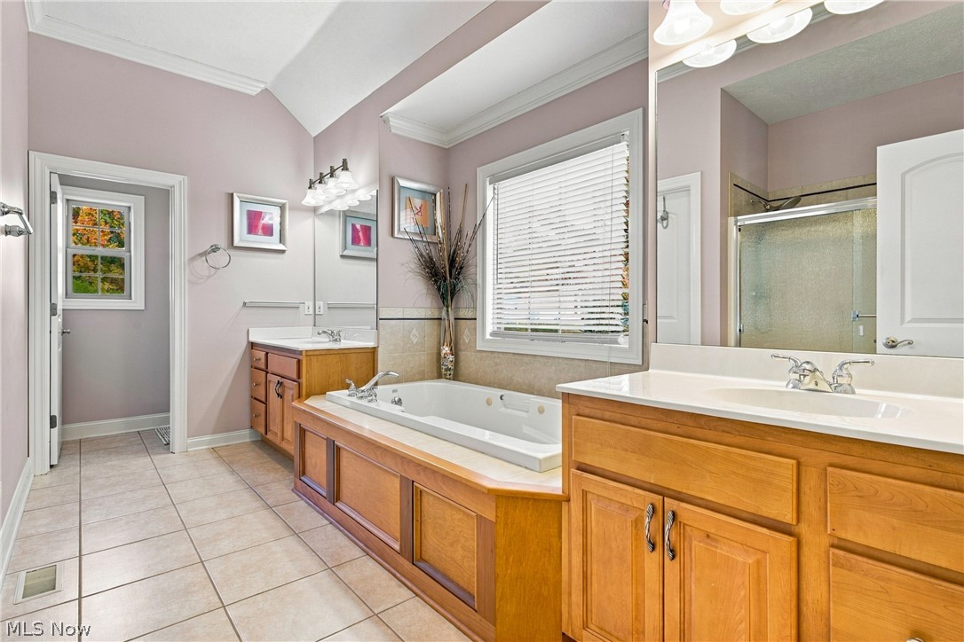 10219 N Red Oak Drive North Royalton OH 44133
