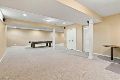10219 N Red Oak Drive North Royalton OH 44133