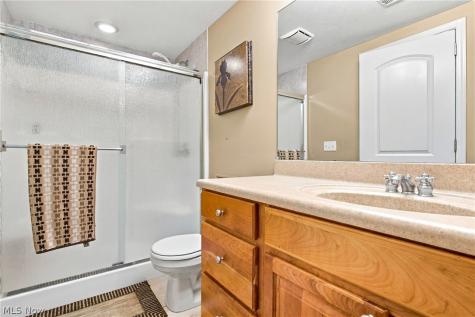 10219 N Red Oak Drive North Royalton OH 44133