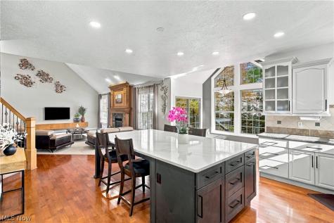10219 N Red Oak Drive North Royalton OH 44133