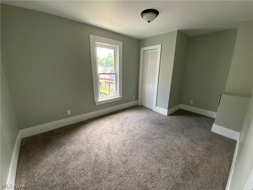 946 Bank Street East Liverpool OH 43920