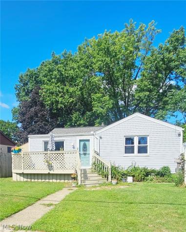 2626 Archwood Place Cuyahoga Falls OH 44221