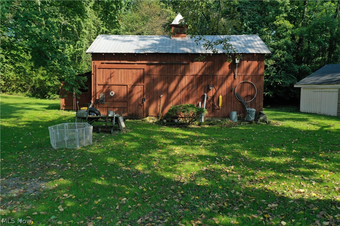 16213 Park Way East Liverpool OH 43920
