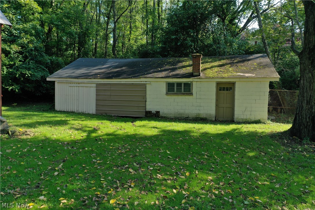 16213 Park Way East Liverpool OH 43920
