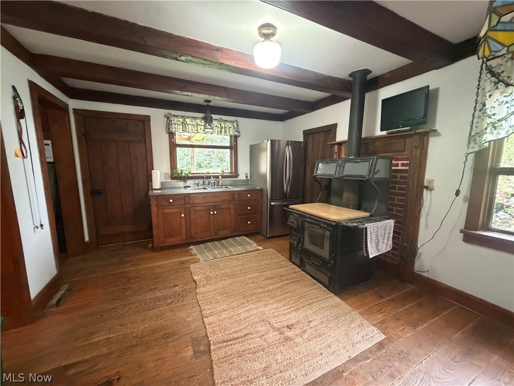 16213 Park Way East Liverpool OH 43920