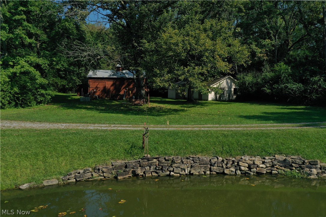16213 Park Way East Liverpool OH 43920