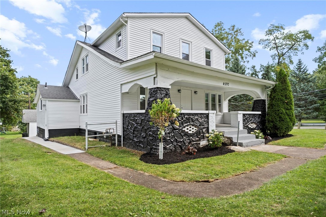4597 Elyria Avenue Lorain OH 44055