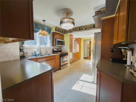 421 21st Street NW Canton OH 44709