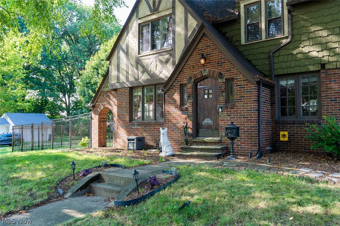 421 21st Street NW Canton OH 44709