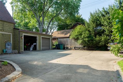 421 21st Street NW Canton OH 44709