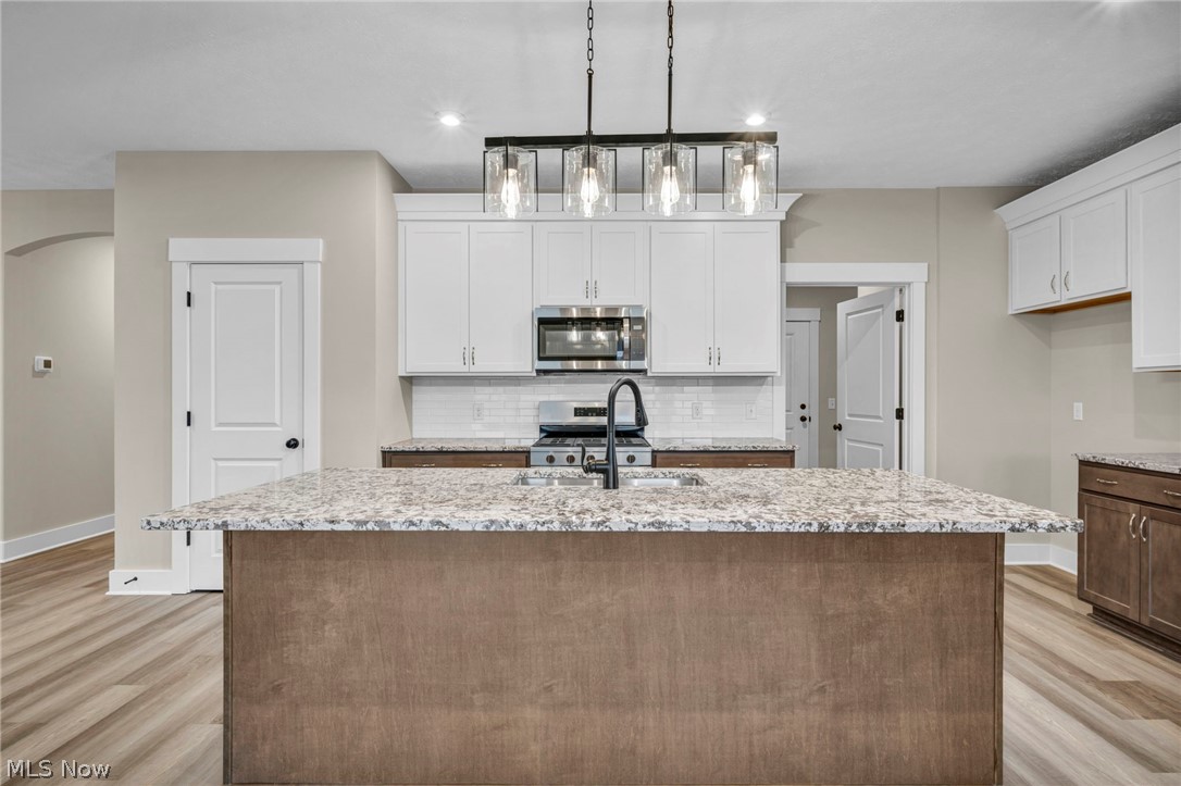 3630 Great Windsor Lane Green OH 44685