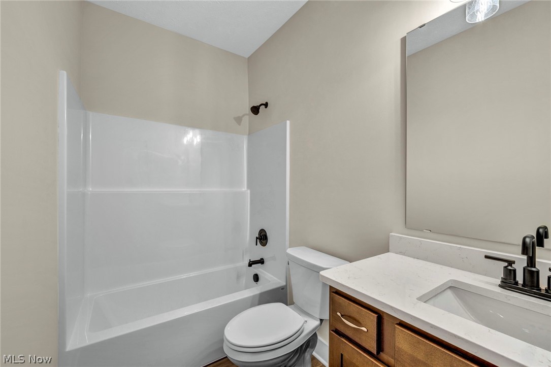 3630 Great Windsor Lane Green OH 44685