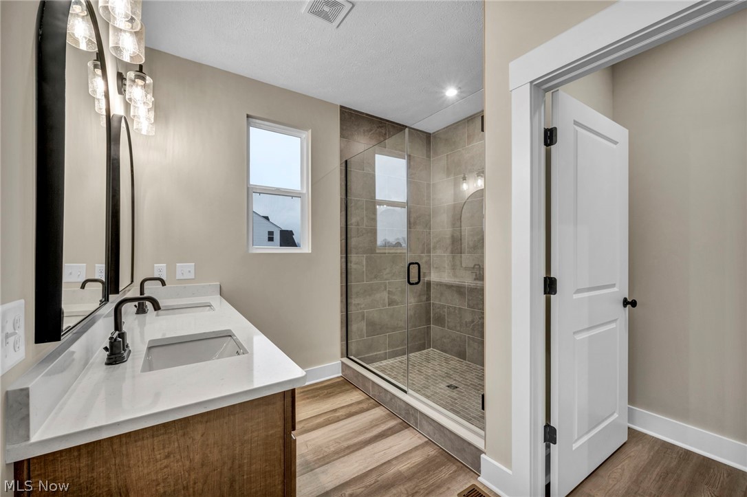3630 Great Windsor Lane Green OH 44685