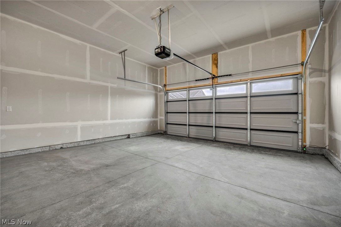 3630 Great Windsor Lane Green OH 44685