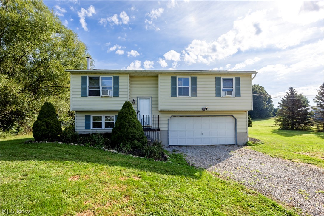 4272 S Elyria Road Shreve OH 44676