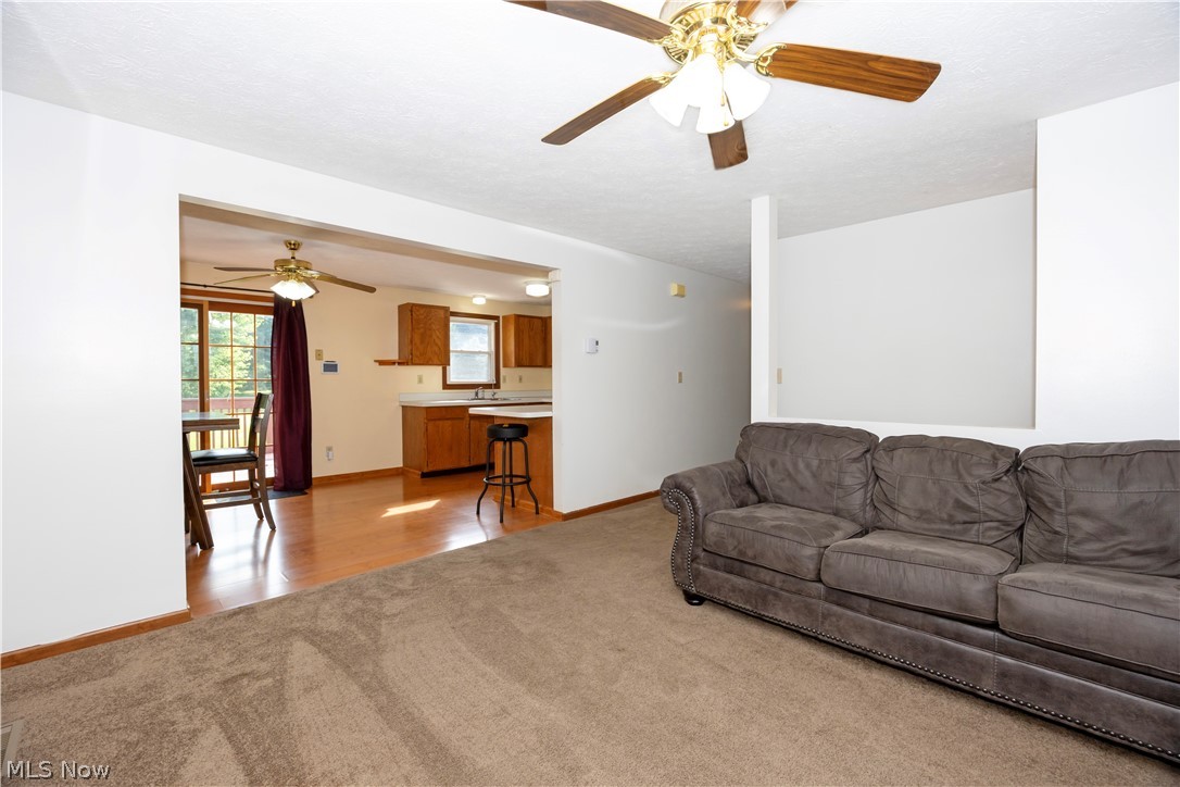 4272 S Elyria Road Shreve OH 44676