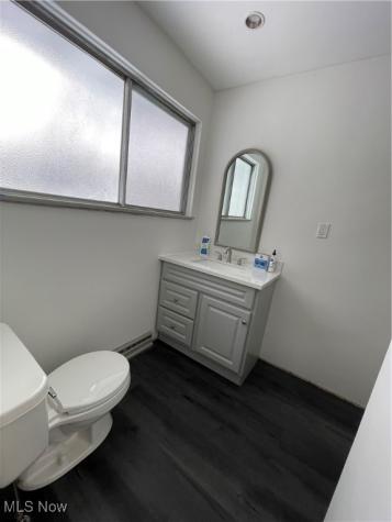 5890 Ruple Brook Park OH 44142