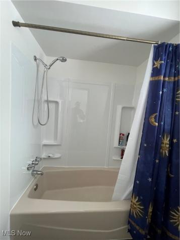 5890 Ruple Brook Park OH 44142