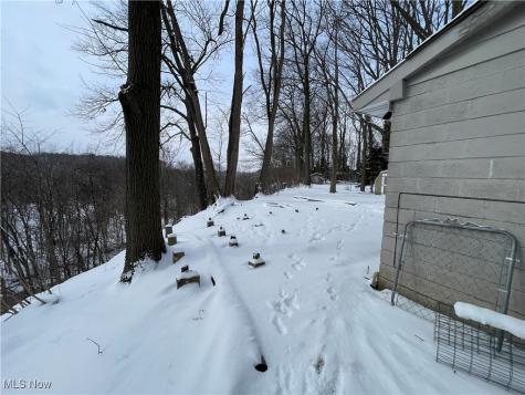 5890 Ruple Brook Park OH 44142