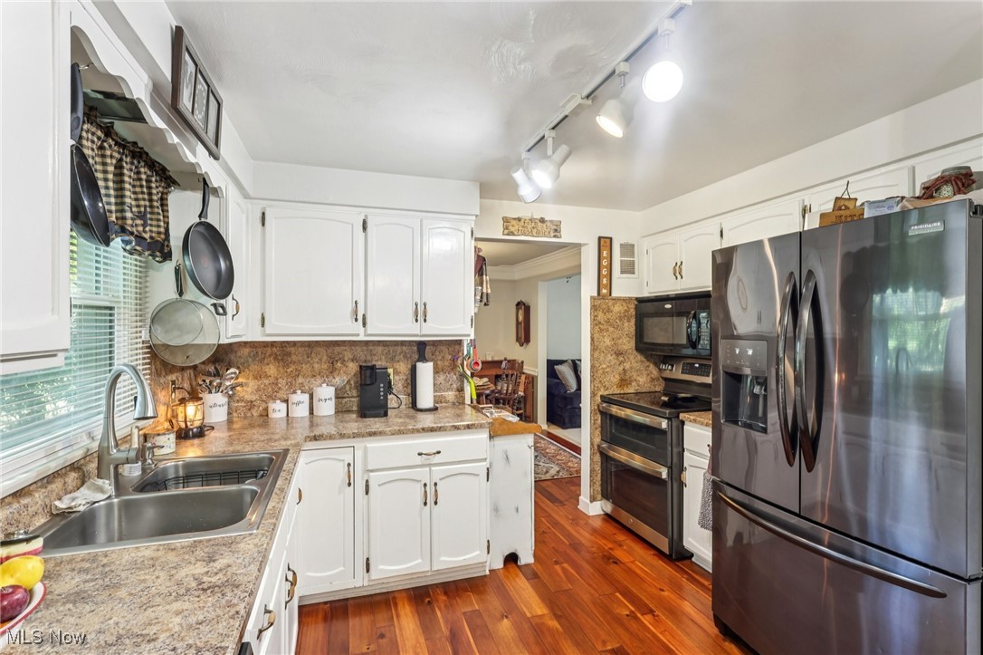 6001 Applecrest Drive Boardman OH 44512