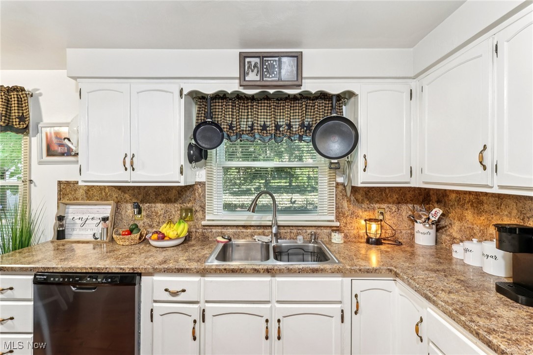6001 Applecrest Drive Boardman OH 44512