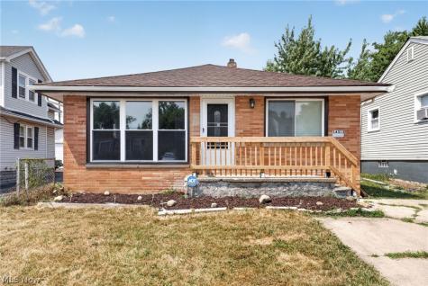 16313 Elberta Avenue Cleveland OH 44128