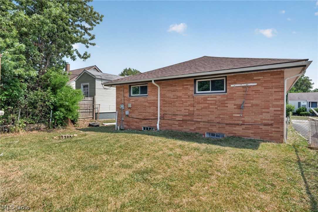 16313 Elberta Avenue Cleveland OH 44128