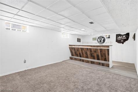 16313 Elberta Avenue Cleveland OH 44128