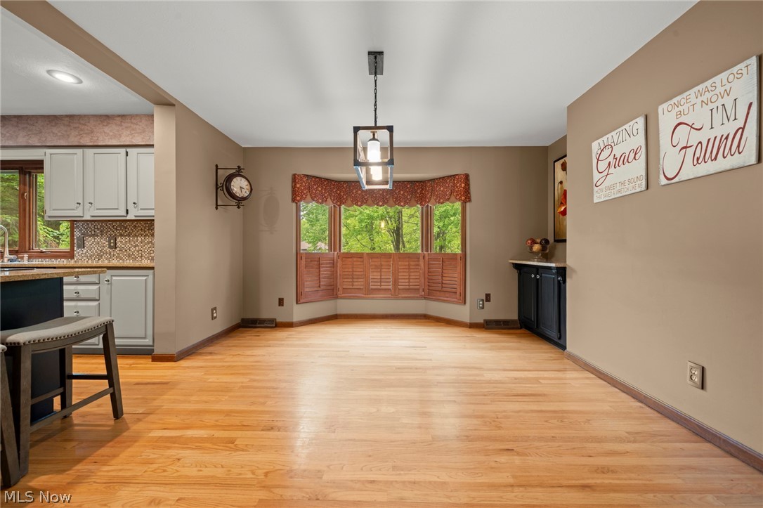 19312 Ivywood Trail Strongsville OH 44149