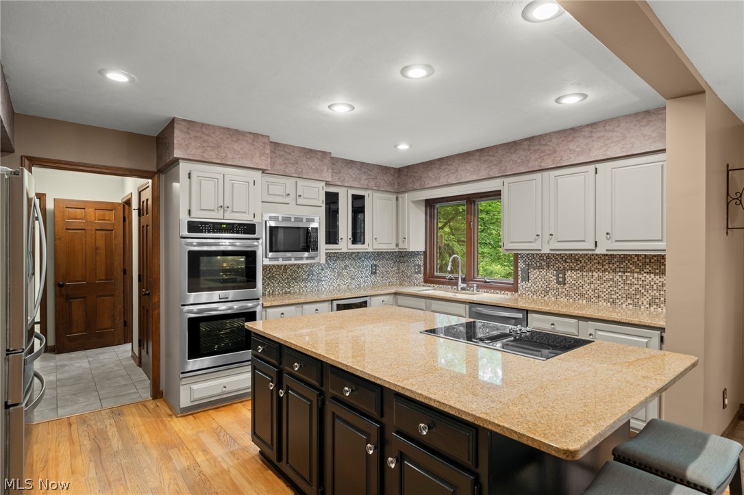 19312 Ivywood Trail Strongsville OH 44149