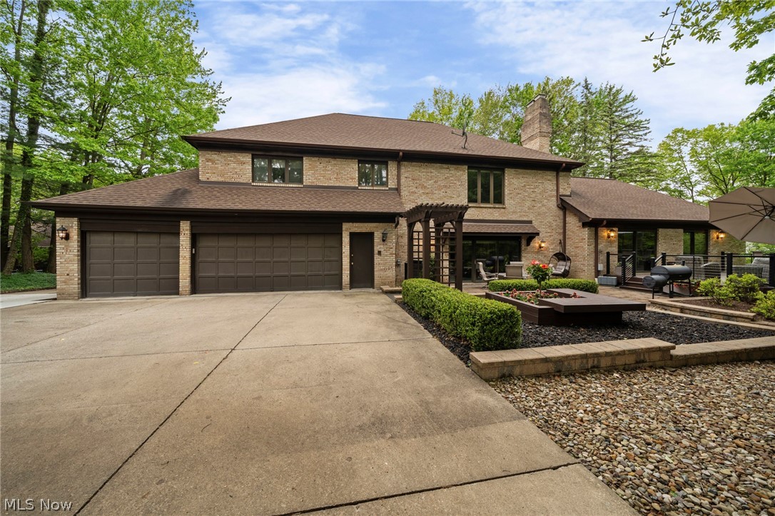 19312 Ivywood Trail Strongsville OH 44149