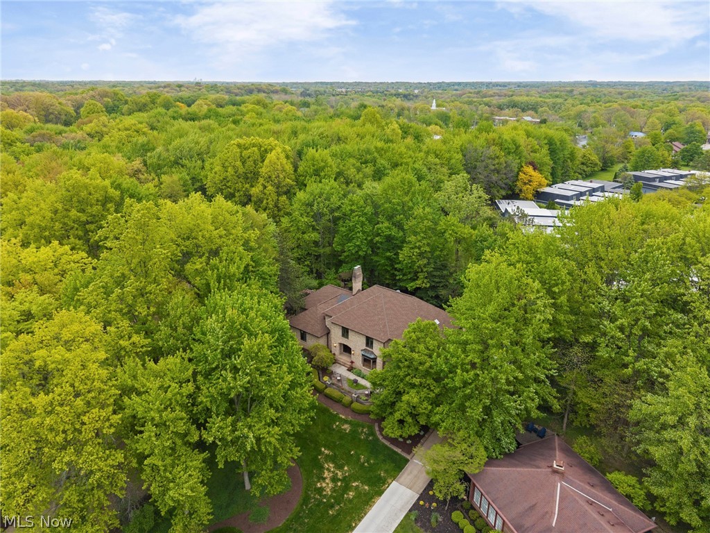 19312 Ivywood Trail Strongsville OH 44149