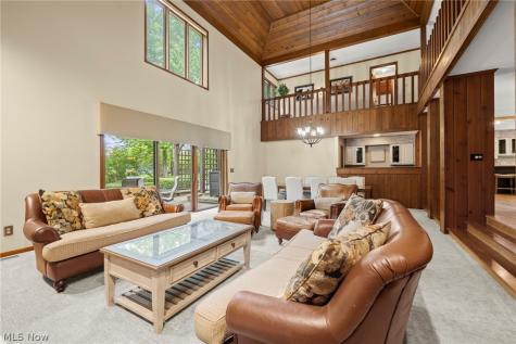 19312 Ivywood Trail Strongsville OH 44149