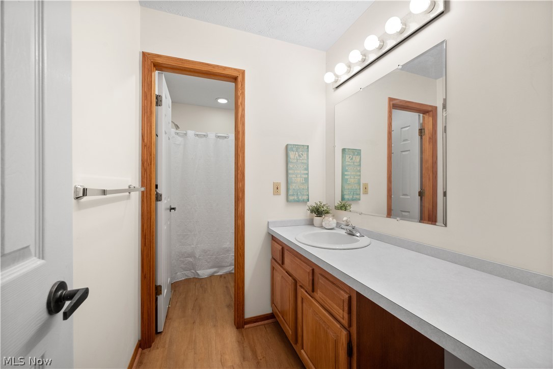37959 Detroit Road Avon OH 44011