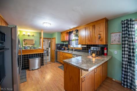 916 Marion Avenue NW Massillon OH 44646