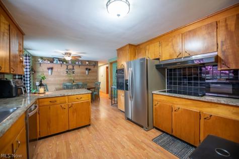 916 Marion Avenue NW Massillon OH 44646