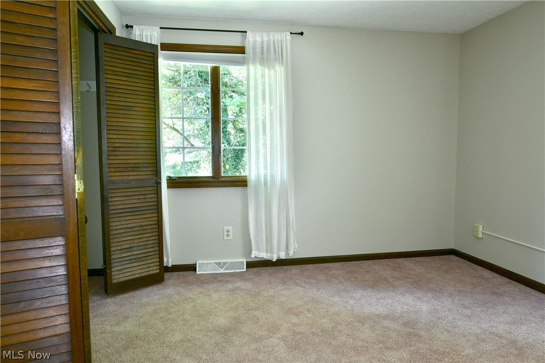 6470 Mahoning Avenue NW Champion OH 44481