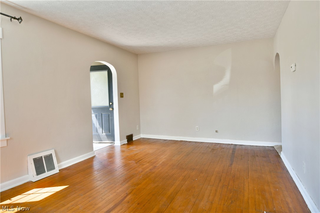 6470 Mahoning Avenue NW Champion OH 44481