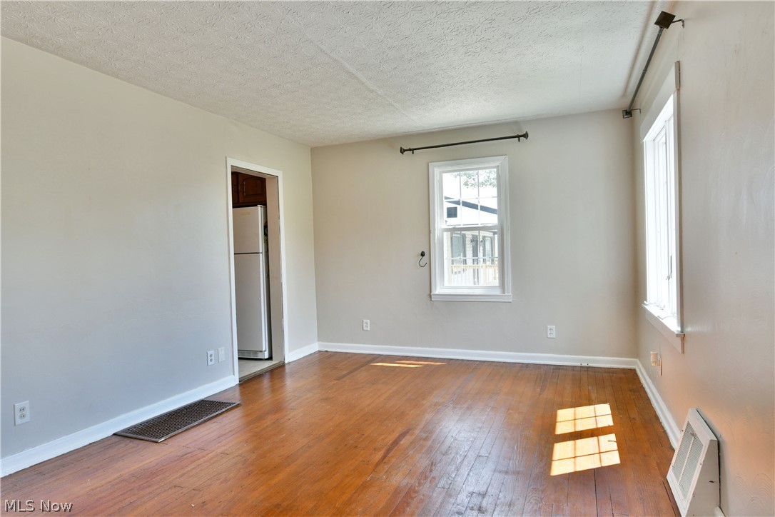 6470 Mahoning Avenue NW Champion OH 44481