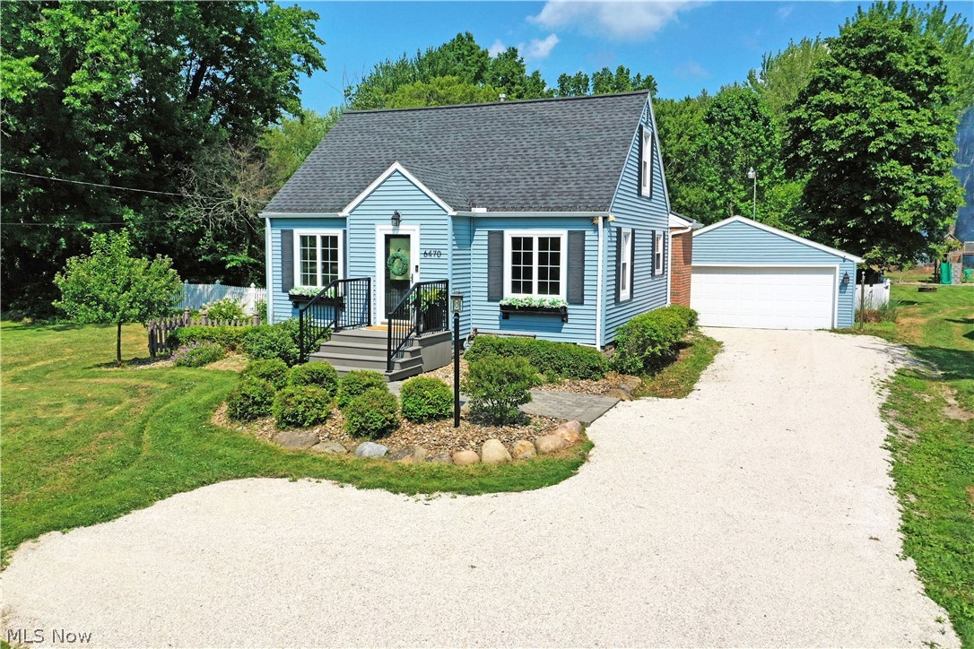 6470 Mahoning Avenue NW Champion OH 44481
