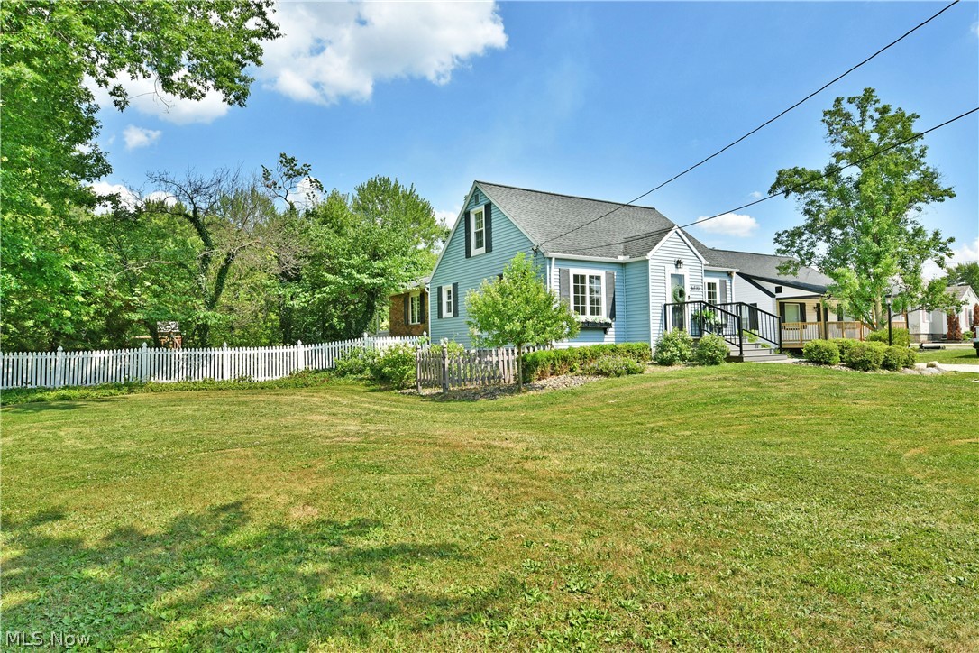 6470 Mahoning Avenue NW Champion OH 44481