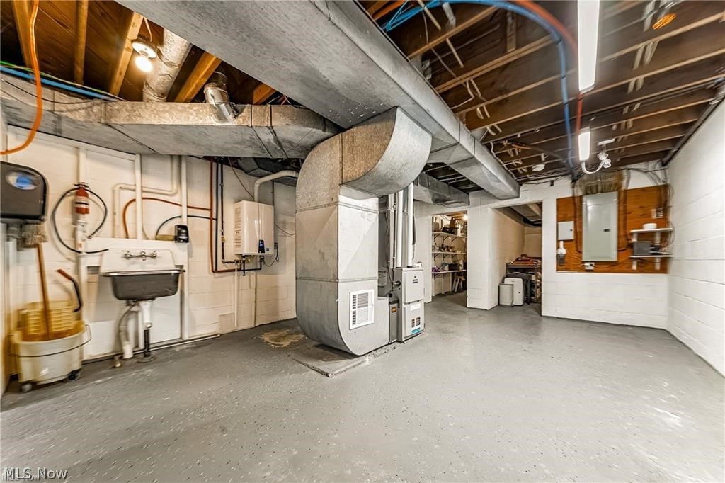 26105 Westwood Road Westlake OH 44145