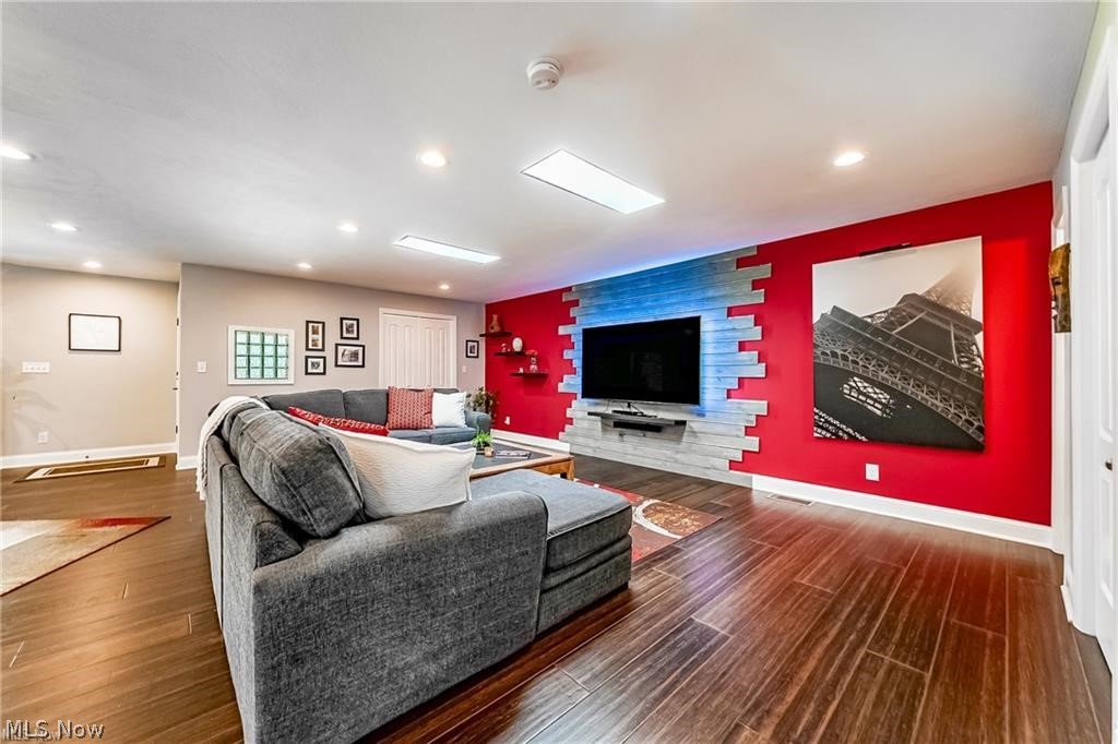 26105 Westwood Road Westlake OH 44145