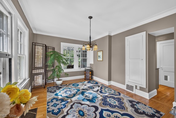 3389 E Monmouth Road Cleveland OH 44118